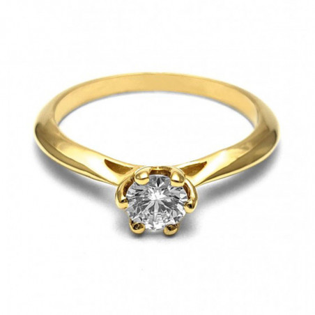 Anillo de Compromiso, oro amarillo 14k, peso aproximado 2.5gr, gema zirconia de 5 milímetros de diámetro.