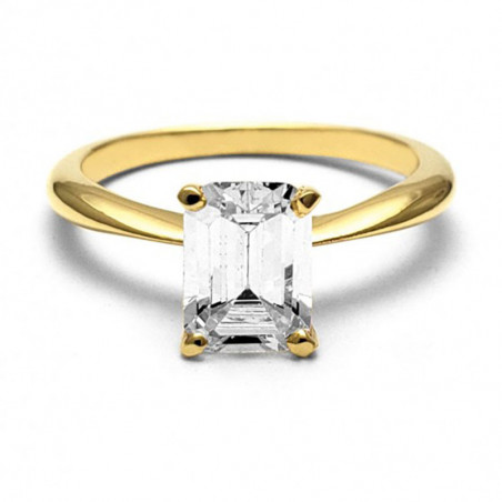 Anillo de Compromiso, oro amarillo 14k, peso aproximado 3.04gr, gema zirconia de 7.5*5.5 milímetros.