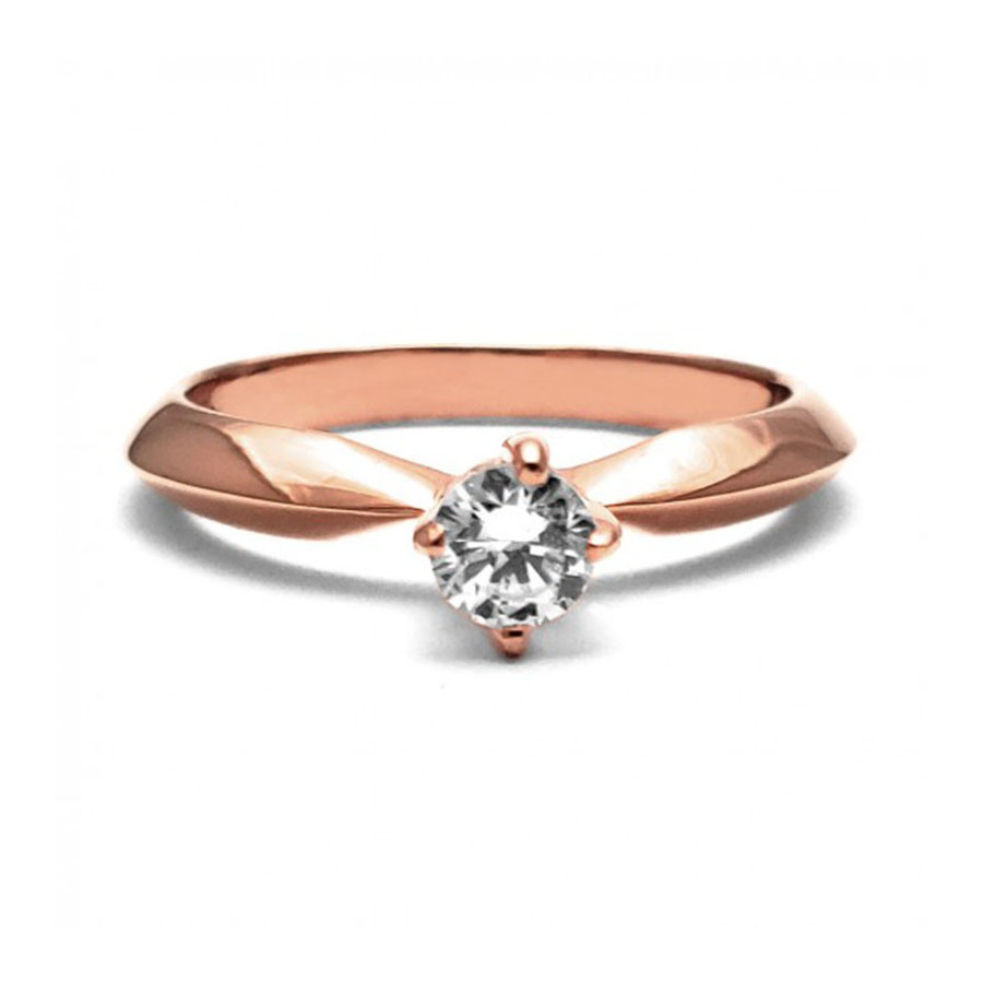 Anillo de Compromiso, rosa 14k, peso aproximado 3.24gr, gema zirconia de 4 milímetros de diámetro. Anillo de Compromiso, rosa 14k, peso aproximado 3.24gr, gema zirconia de 4 milímetros de diámetro.