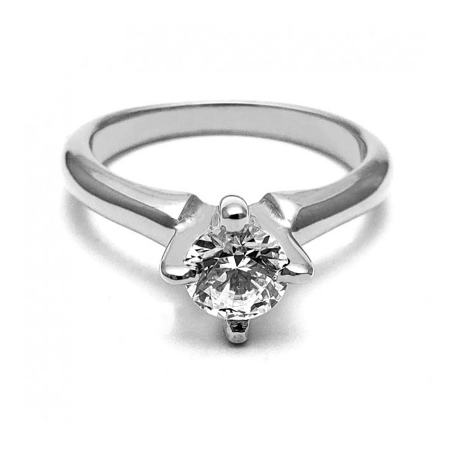 Anillo de Compromiso, plata natural ley .925, peso aproximado 3.29gr, gema zirconia de 5 milímetros de diámetro. Anillo de Compromiso, plata natural ley .925, peso aproximado 3.29gr, gema zirconia de 5 milímetros de diámetro.