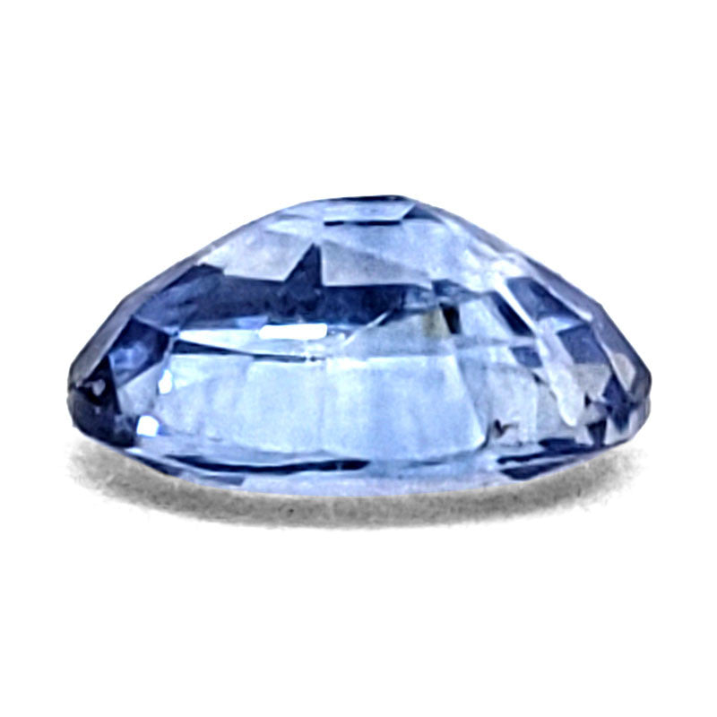 Zafiro azul claro corte oval