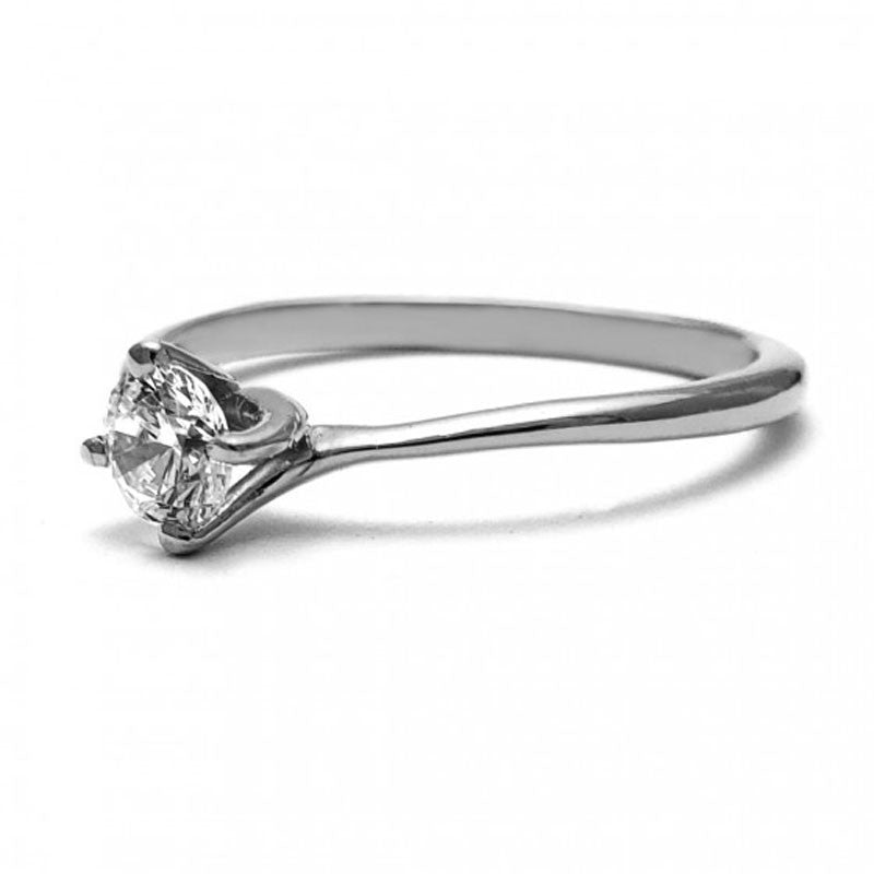 Anillo de Compromiso Solitario | Plata .925 | Zirconia de 4.5 mm | Peso aprox. 1.98 g