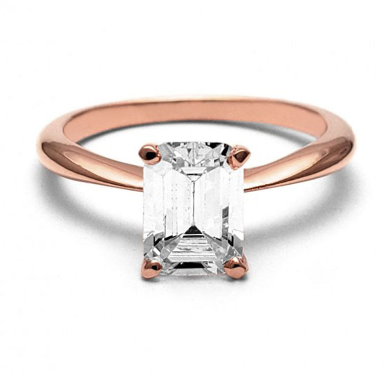 Anillo de Compromiso Solitario Corte Esmeralda | Oro Rosa 14K | Zirconia 7.5 × 5.5 mm | Peso aprox. 3.04 g