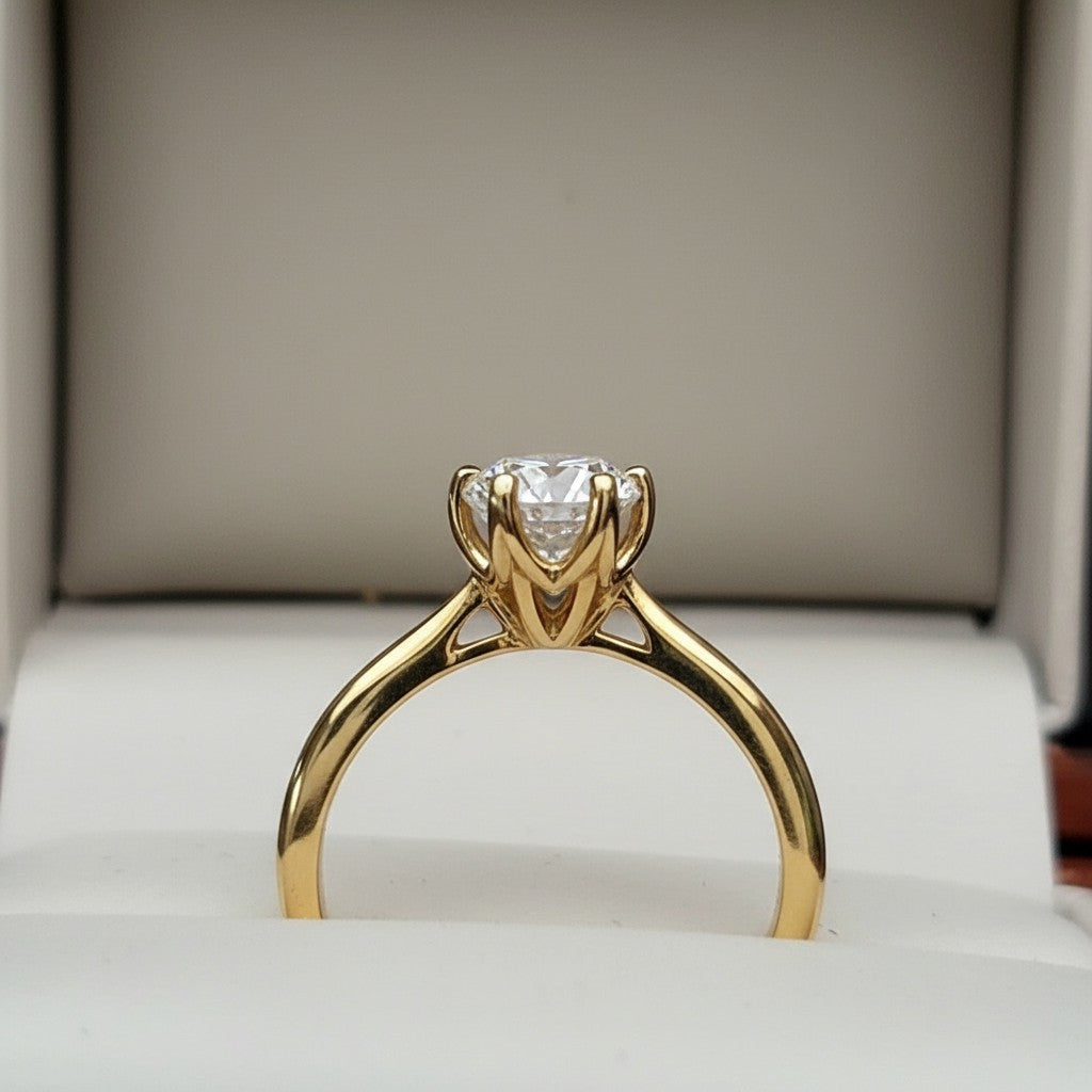 Anillo de Compromiso Solitario | Oro Amarillo 14K | Zirconia de 5 mm | Peso aprox. 2.50 g